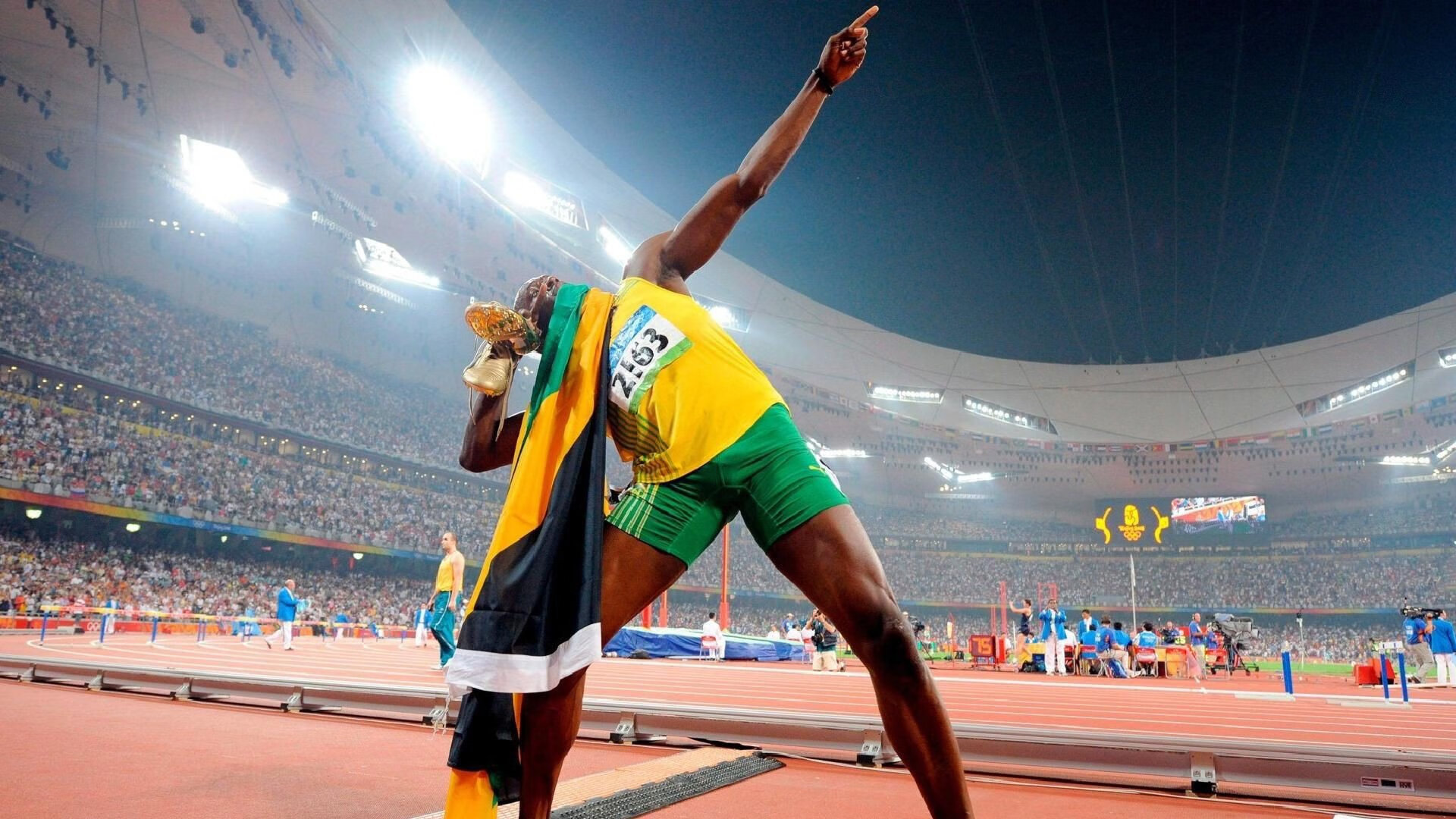 爱游戏在线登录入口-李冰洁强势出击200自决赛勇夺佳绩，李冰洁比赛项目